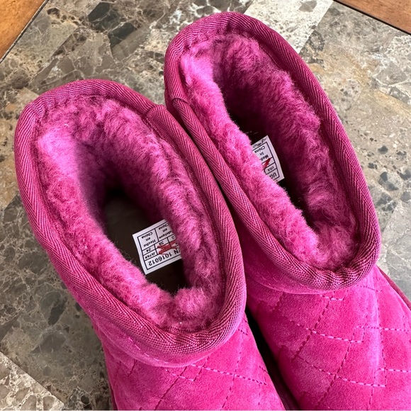 Authentic UGG Pink Leather Arden Boots - Picture 8 of 14